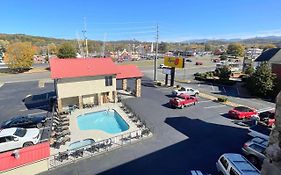 Super 8 By Wyndham Pigeon Forge Downtown